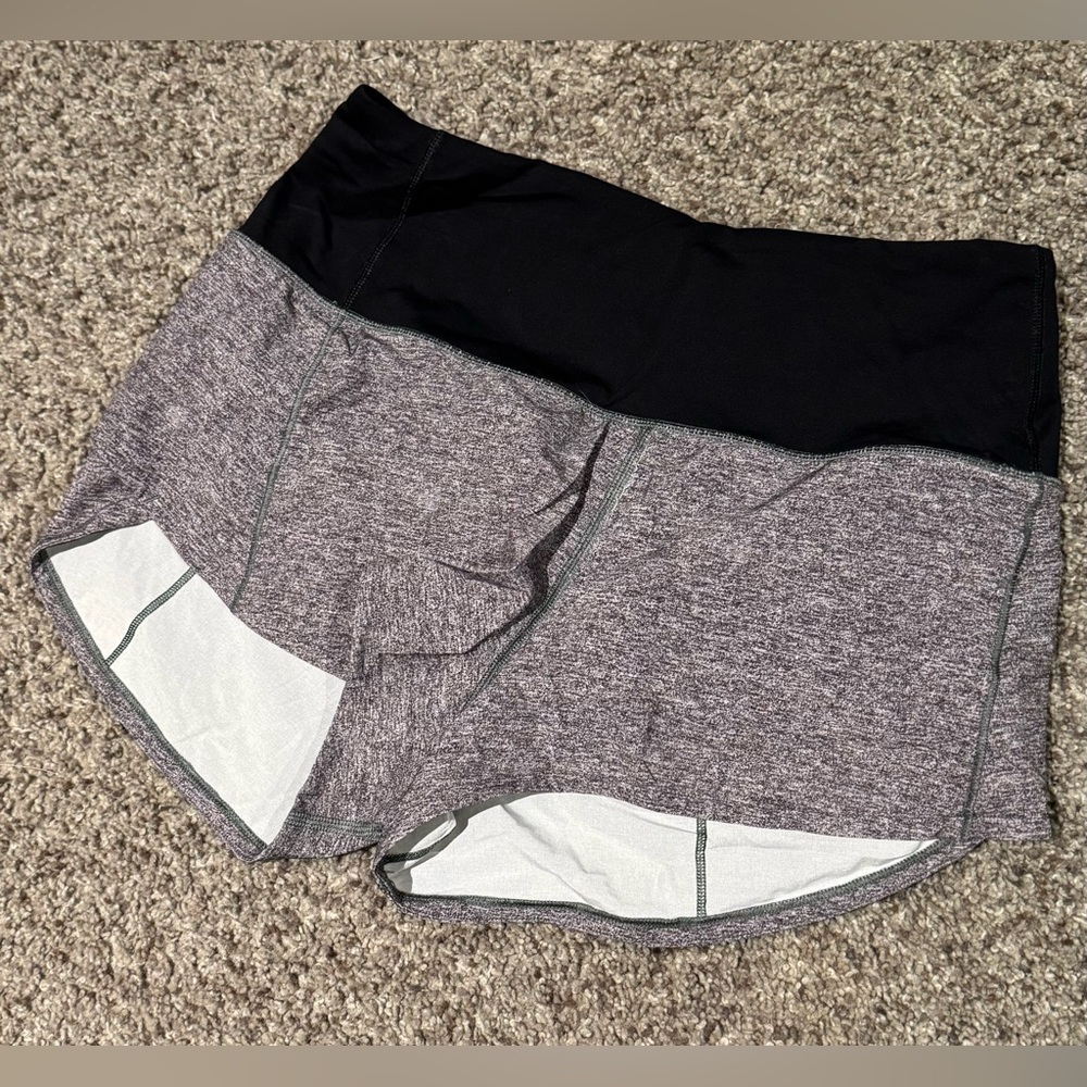 Lululemon Athletica Speed Up Shorts 2.5 in High Rise